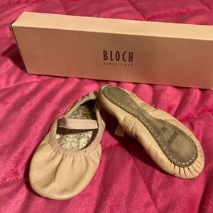 Bloch “Belle” Ballet Shoes in 7C